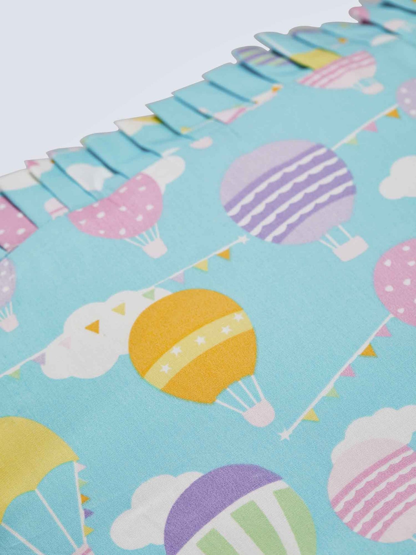 Pastel Balloon Cribset